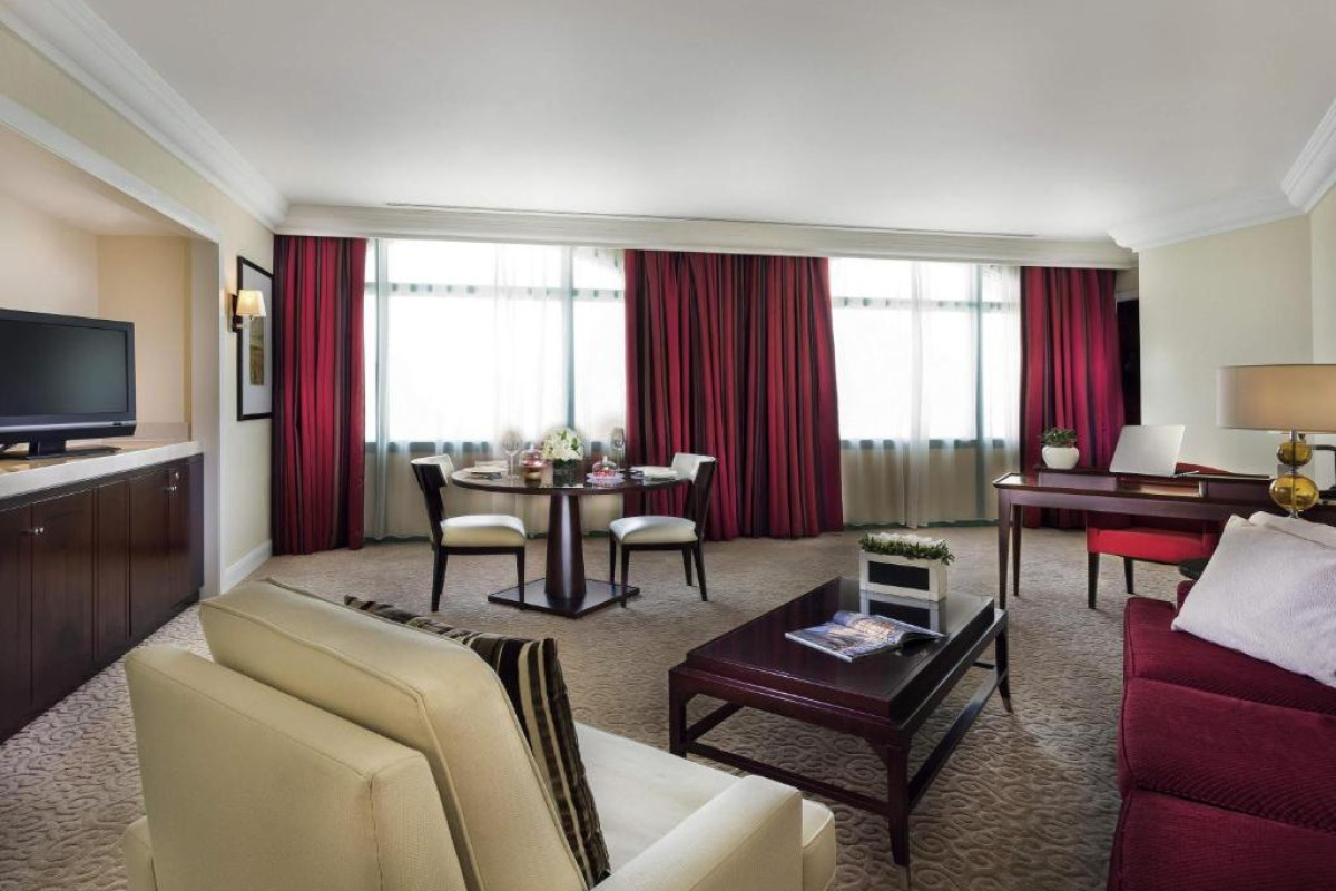Hotel Movenpick Grand Al Bustan Dubai