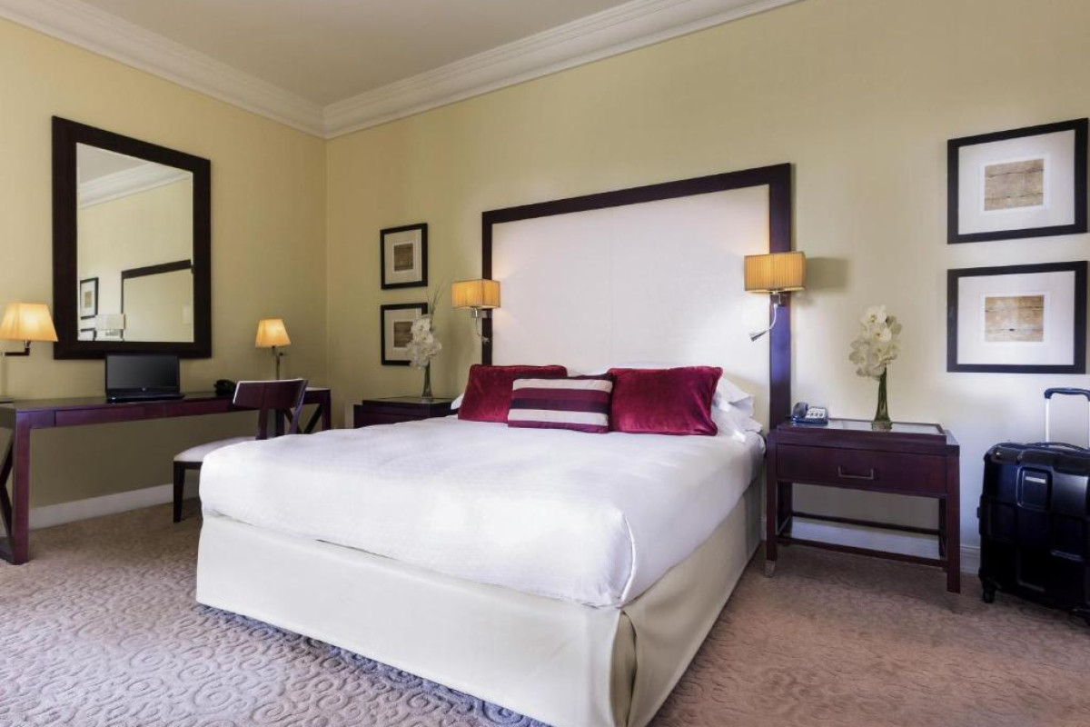 Hotel Movenpick Grand Al Bustan Dubai