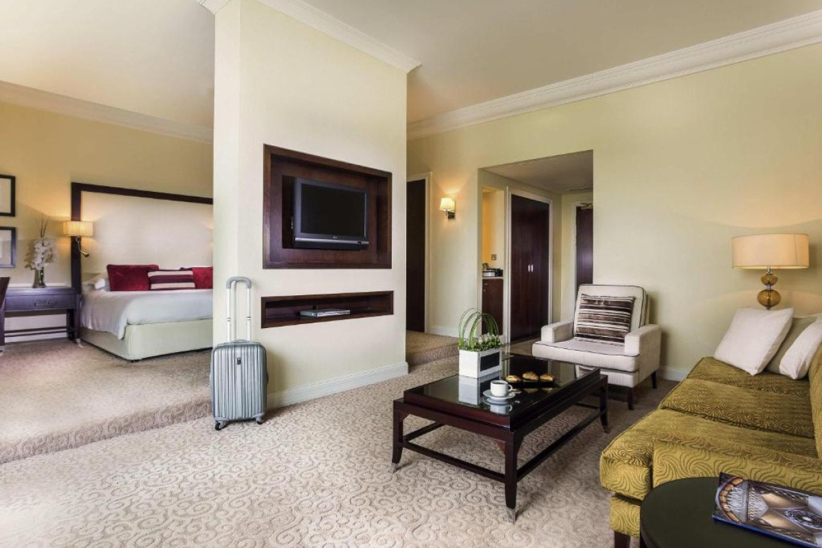 Hotel Movenpick Grand Al Bustan Dubai