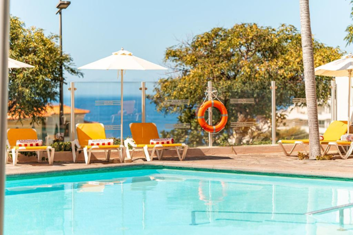 Hotel Muthu Raga Madeira