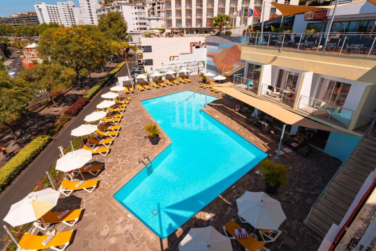Hotel Muthu Raga Madeira