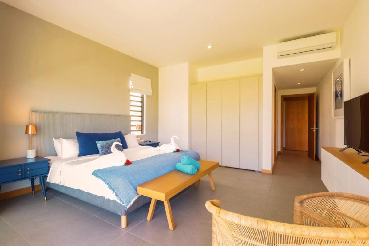 Hotel Mythic Suites & Villas by MJ Holidays
