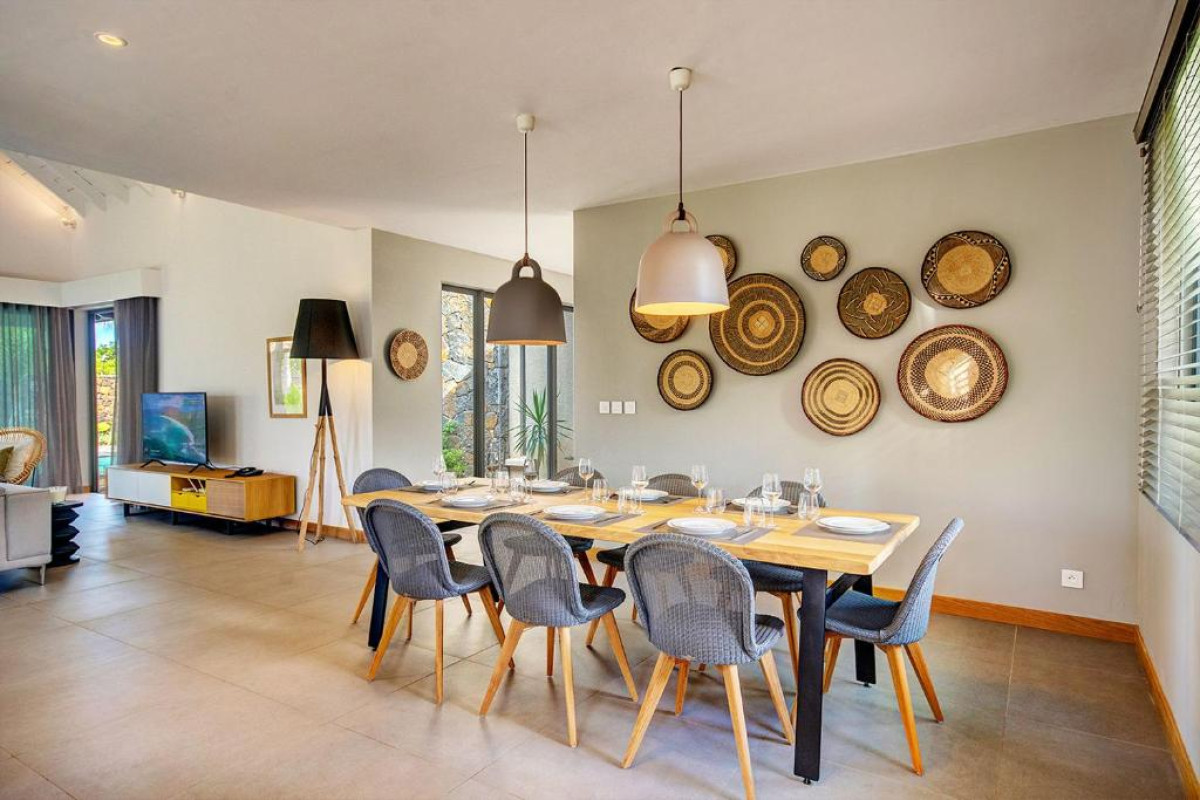 Hotel Mythic Suites & Villas by MJ Holidays