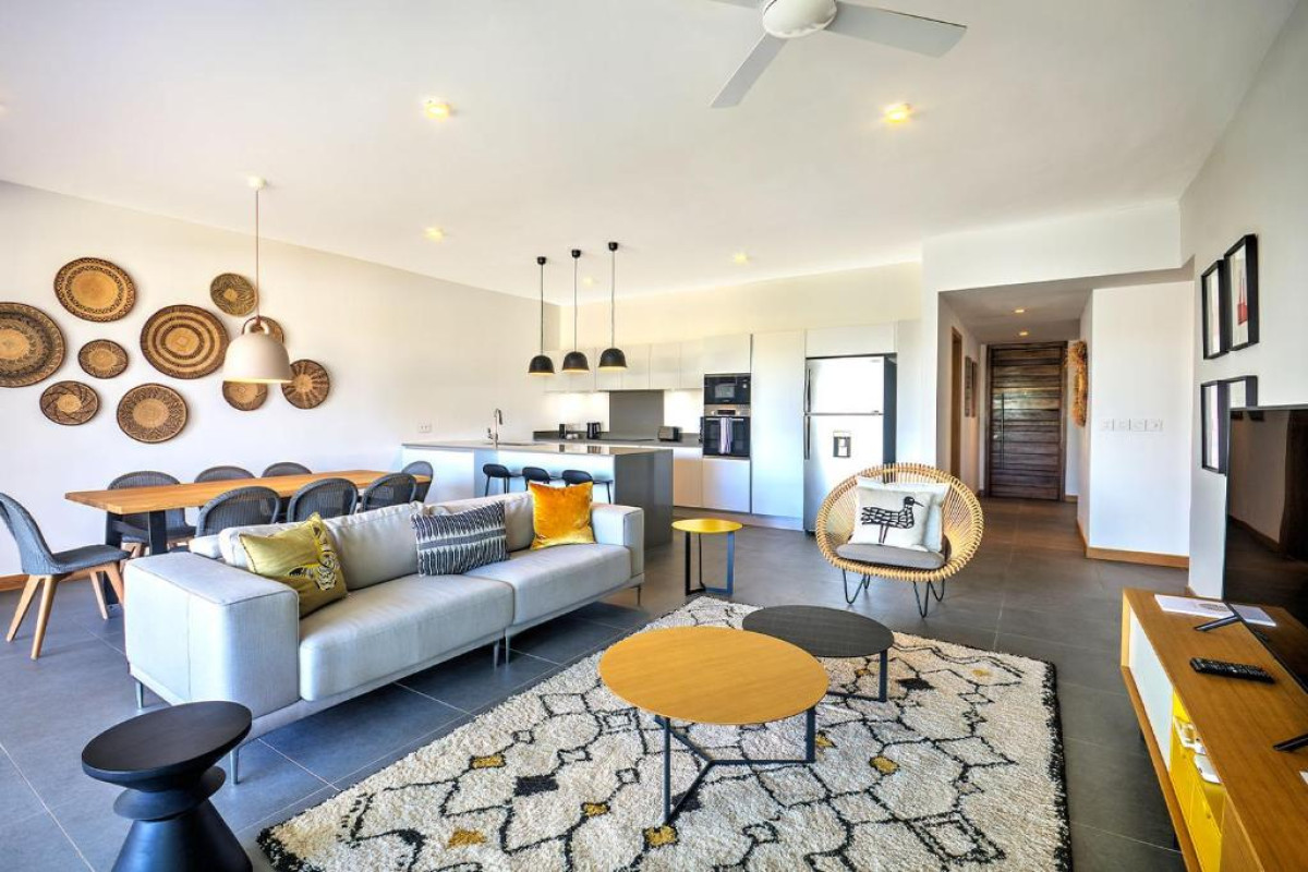 Hotel Mythic Suites & Villas by MJ Holidays