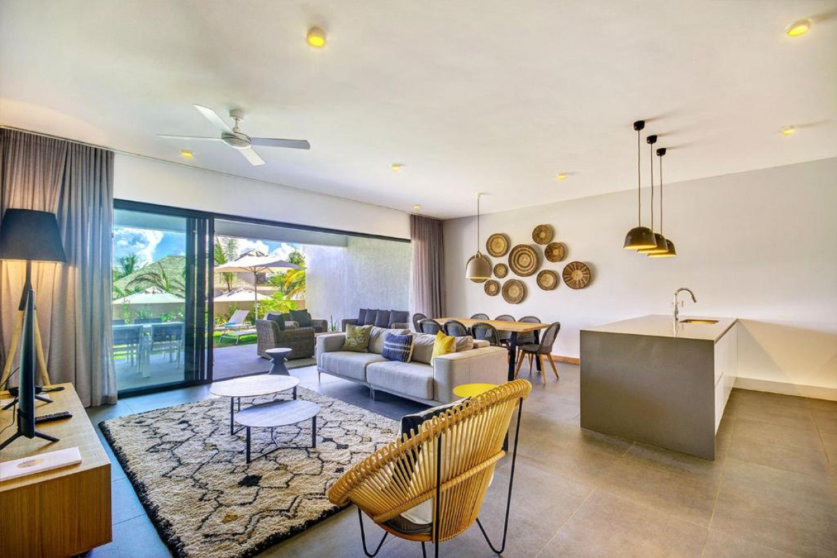 Hotel Mythic Suites & Villas by MJ Holidays