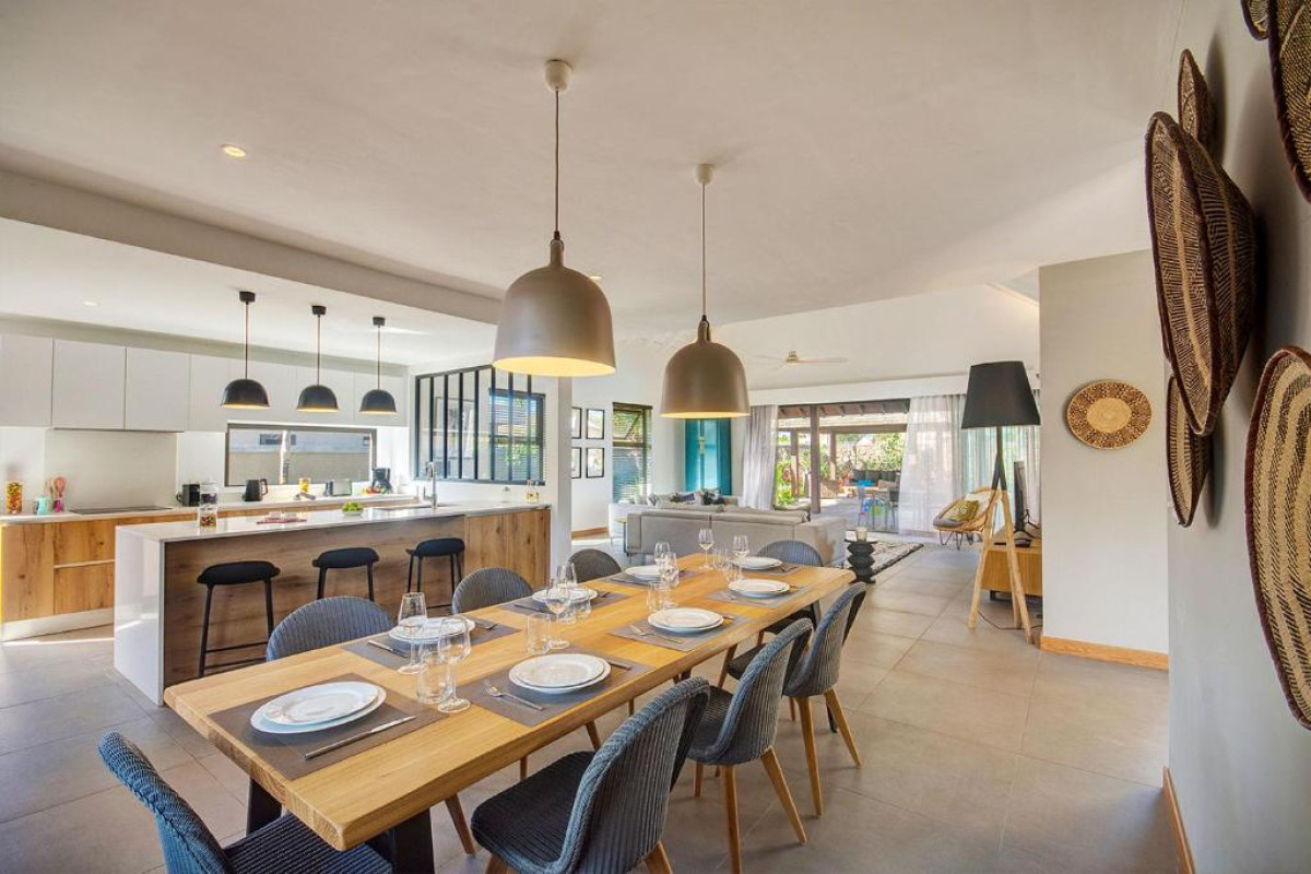 Hotel Mythic Suites & Villas by MJ Holidays