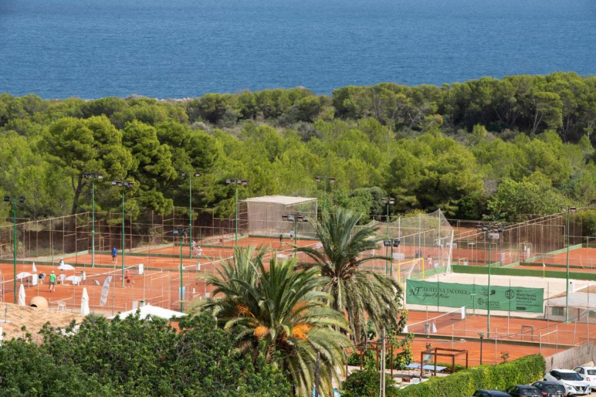Hotel Na Taconera Sport & Relax