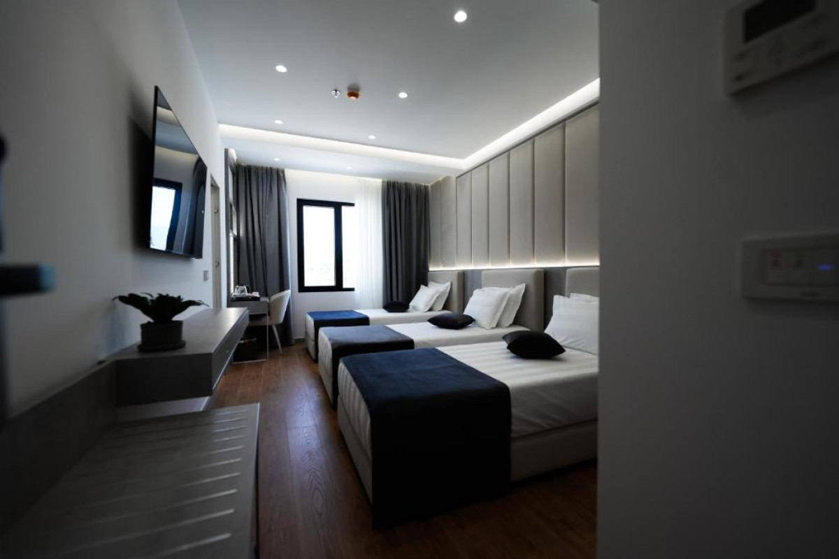 Hotel Naos Luxury