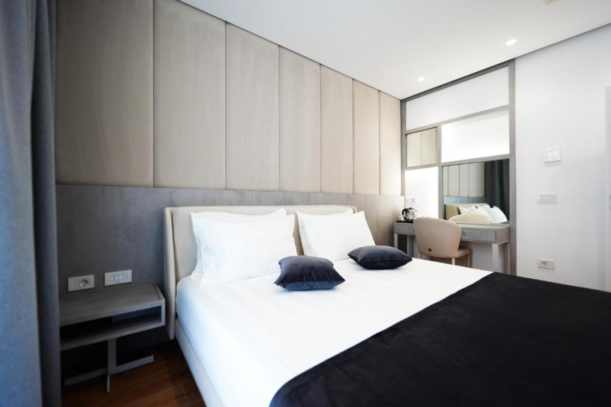Hotel Naos Luxury