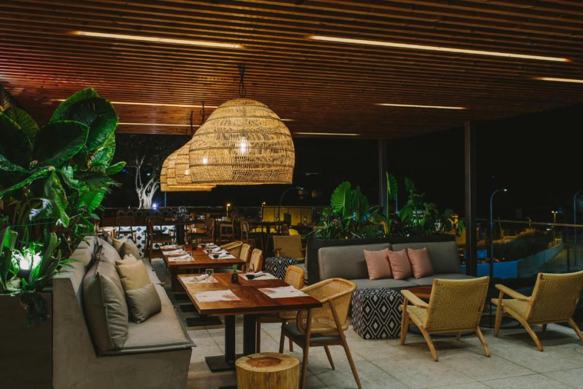 Hotel Napa Suites (Adults Only)