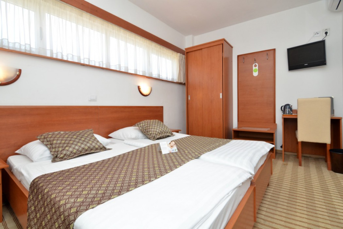 Hotel Neboder