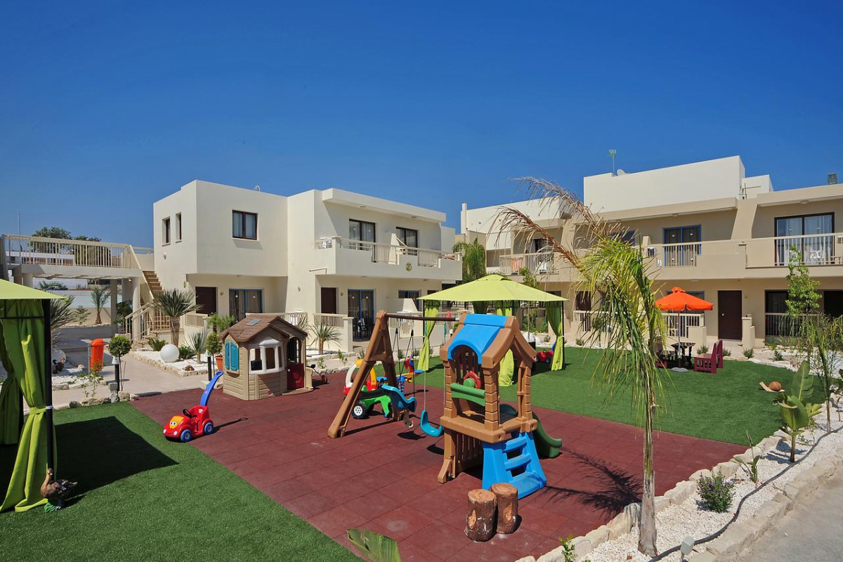 NELIA GARDENS
