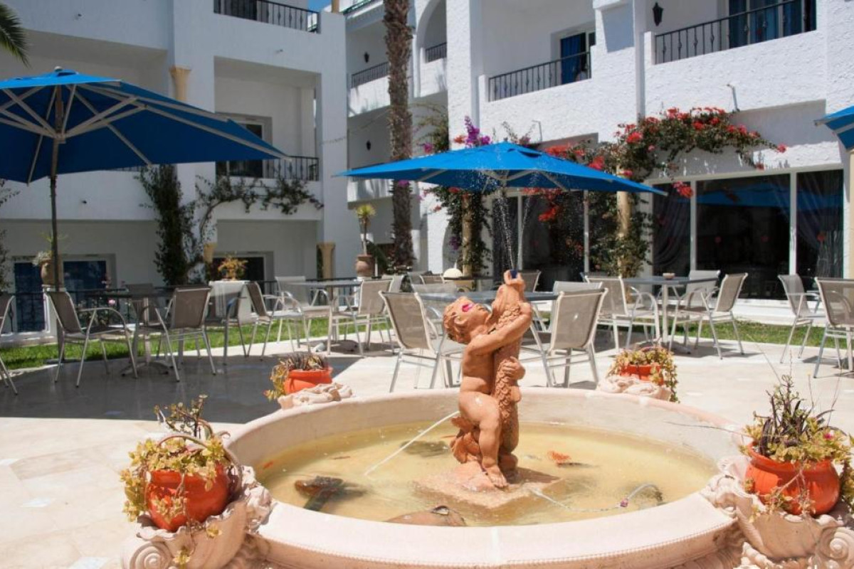 Hotel Nesrine