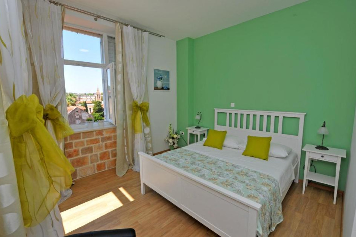 Hotel Nirvana Luxury Rooms