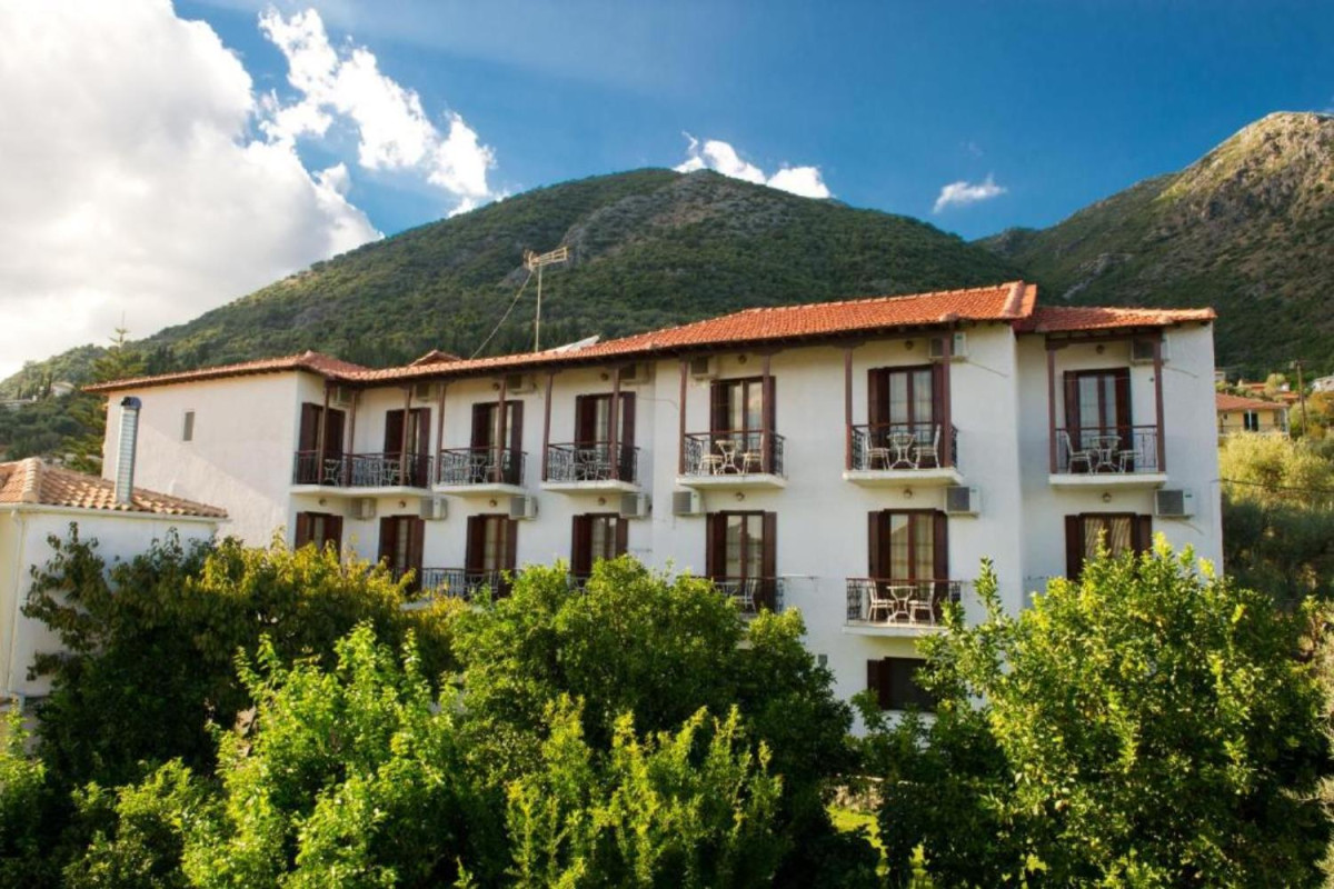 Nostos Hotel