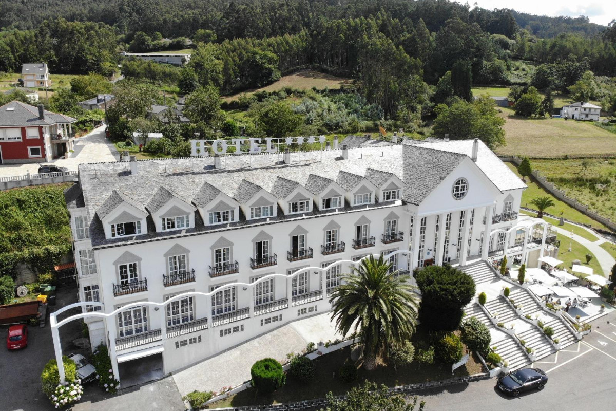 Hotel O Val Do Naseiro