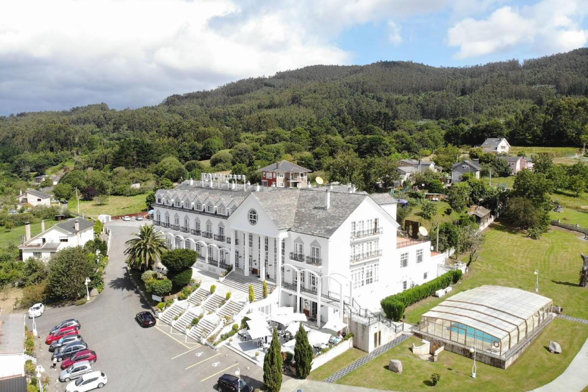 Hotel O Val Do Naseiro
