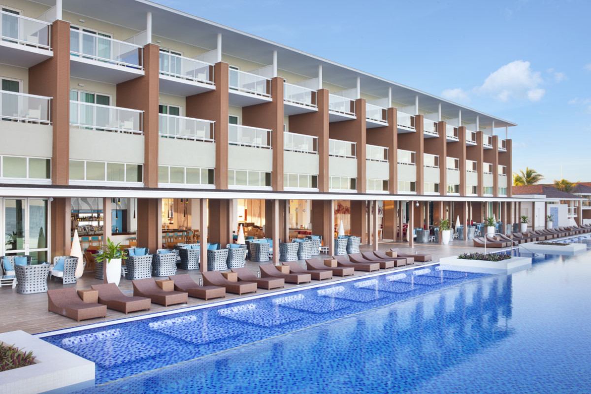 Hotel Ocean Vista Azul