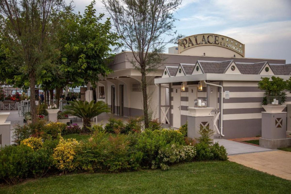 PALACE