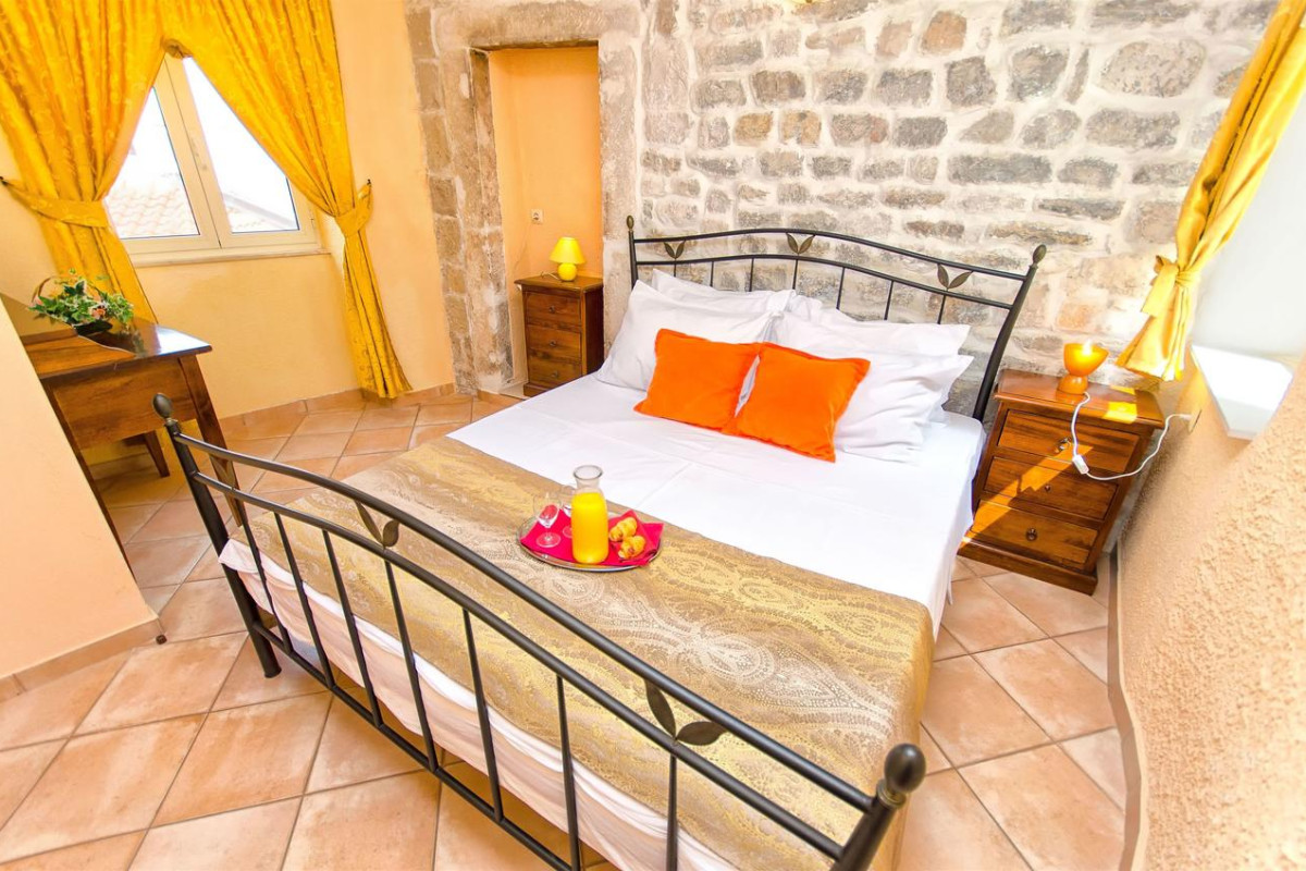 Hotel Palace Derossi