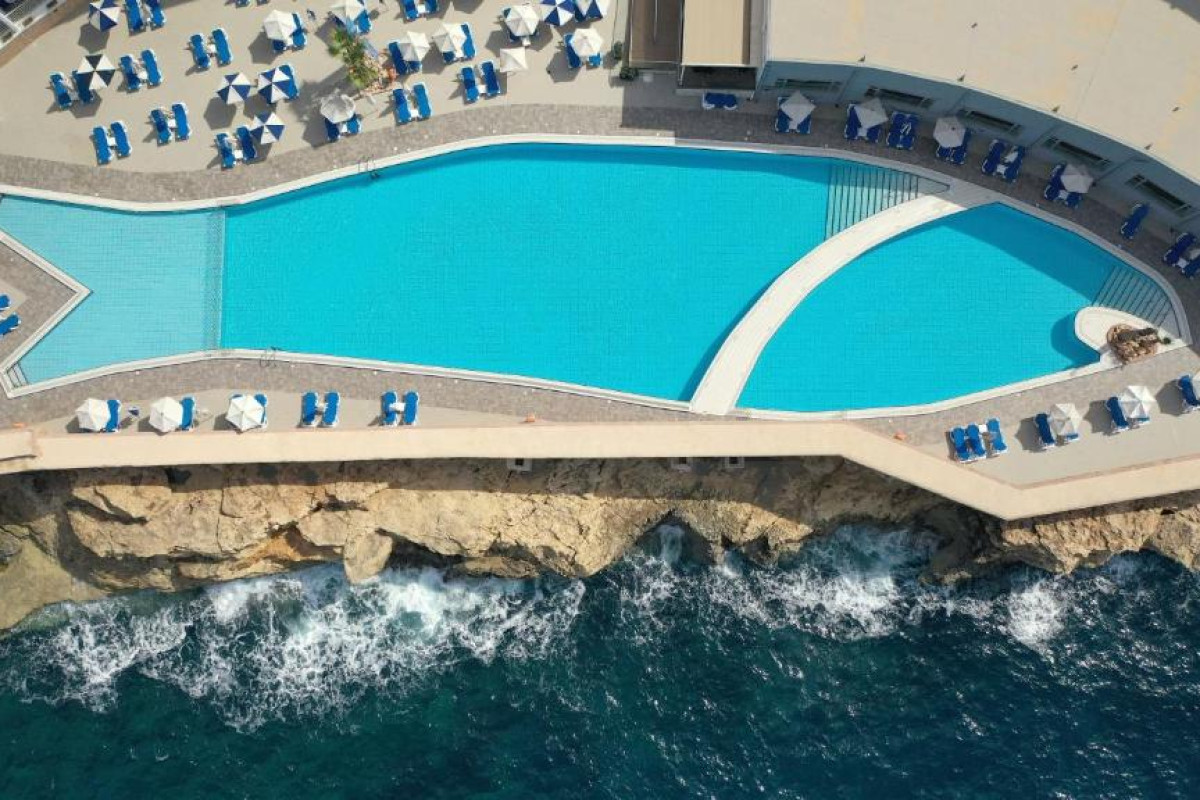 Hotel Paradise Bay Resort