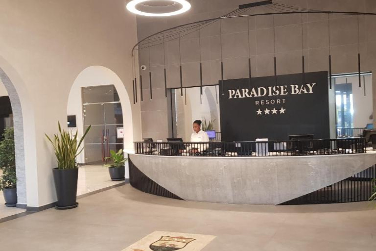 Hotel Paradise Bay Resort