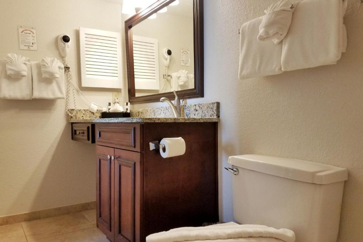 Hotel Parc Corniche Condominium Suites