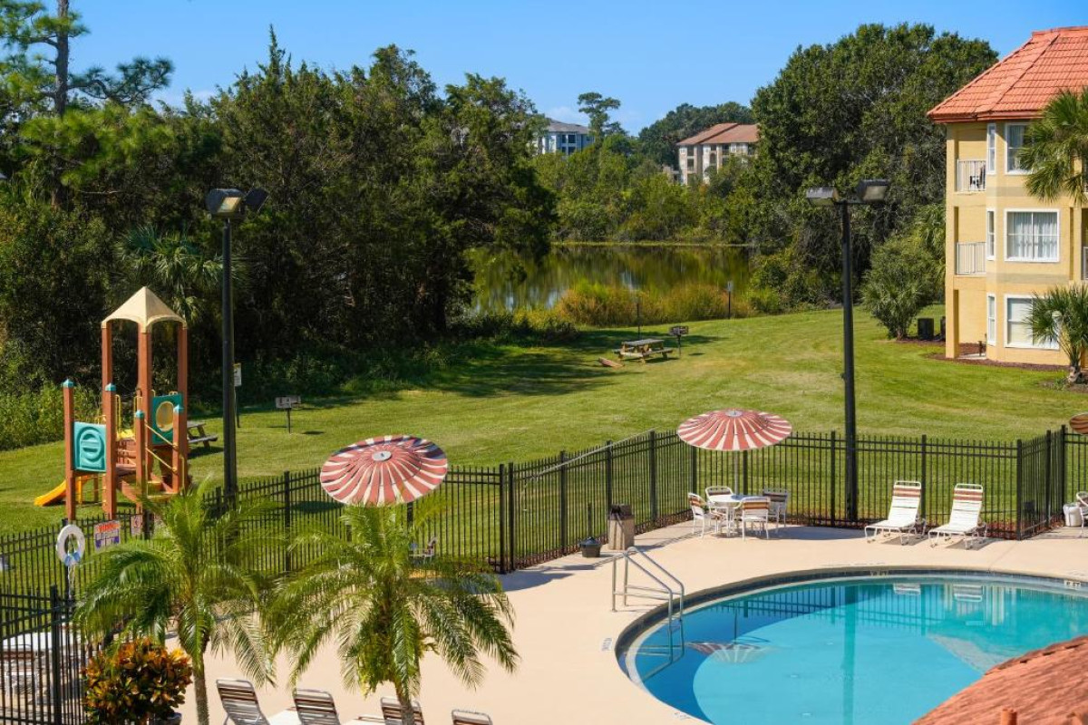 Hotel Parc Corniche Condominium Suites