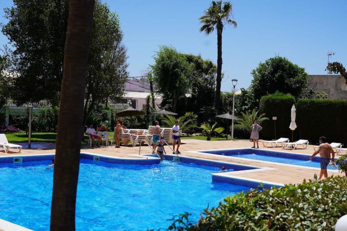Hotel Pato Amarillo