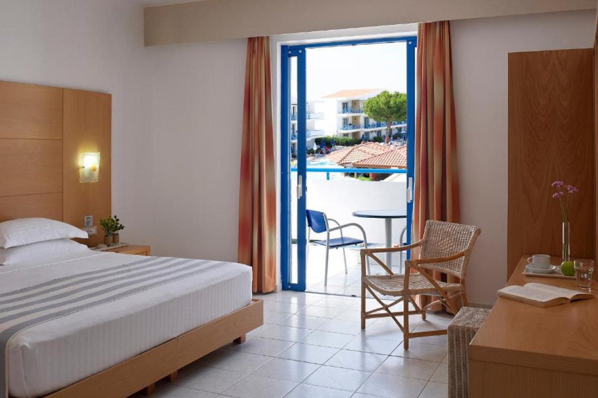 Hotel Pefki Islands