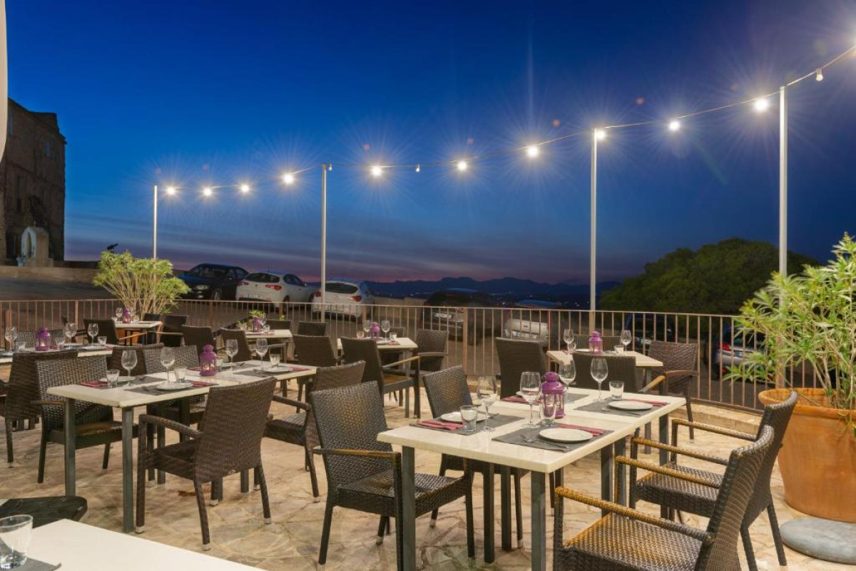 Hotel Petit Hostatgeria Sant Salvador