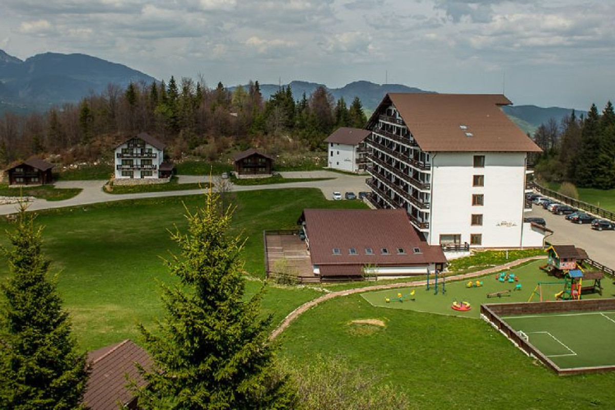 Hotel Piatra Craiului - Complex Cheile Gradistei Fundata