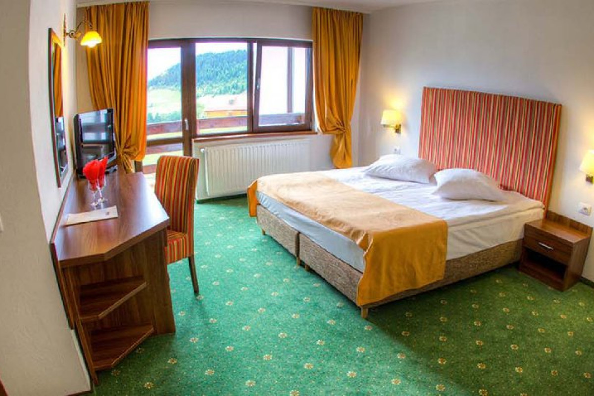 Hotel Piatra Craiului - Complex Cheile Gradistei Fundata
