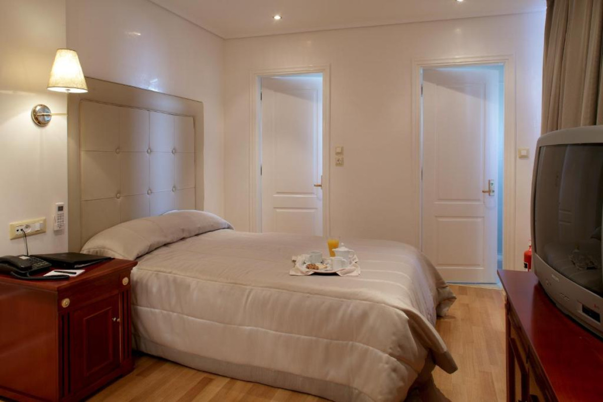 Hotel Piraeus Theoxenia