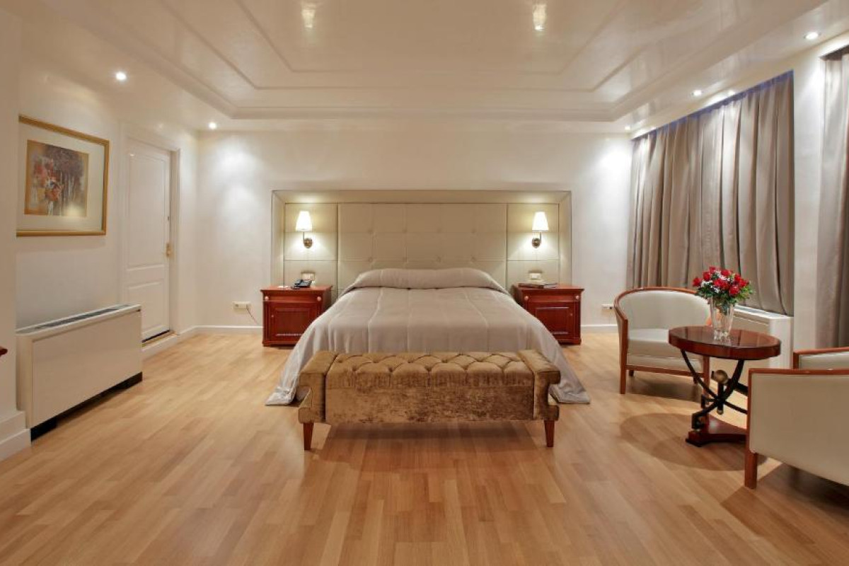 Hotel Piraeus Theoxenia
