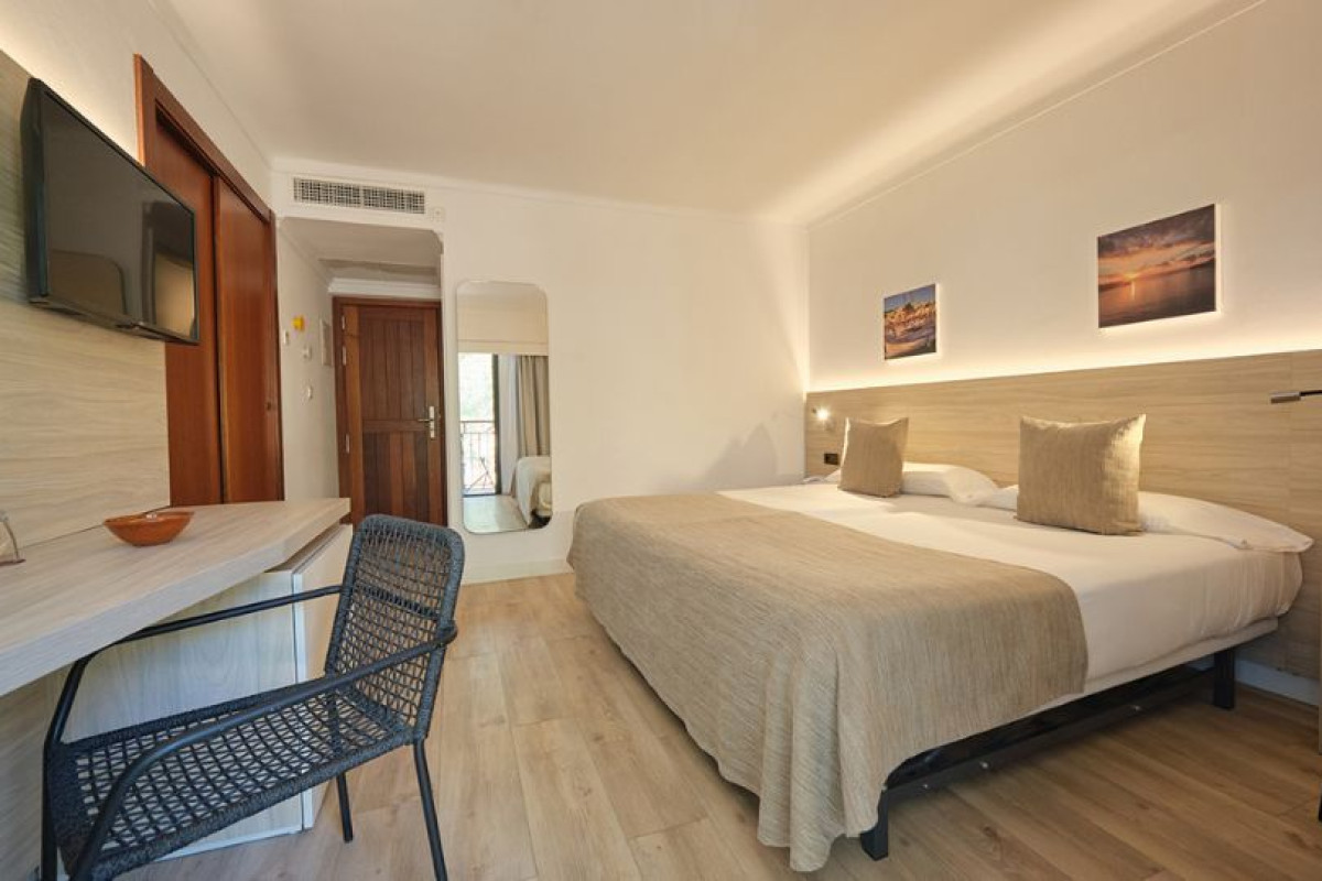 Hotel Playa Mondragó