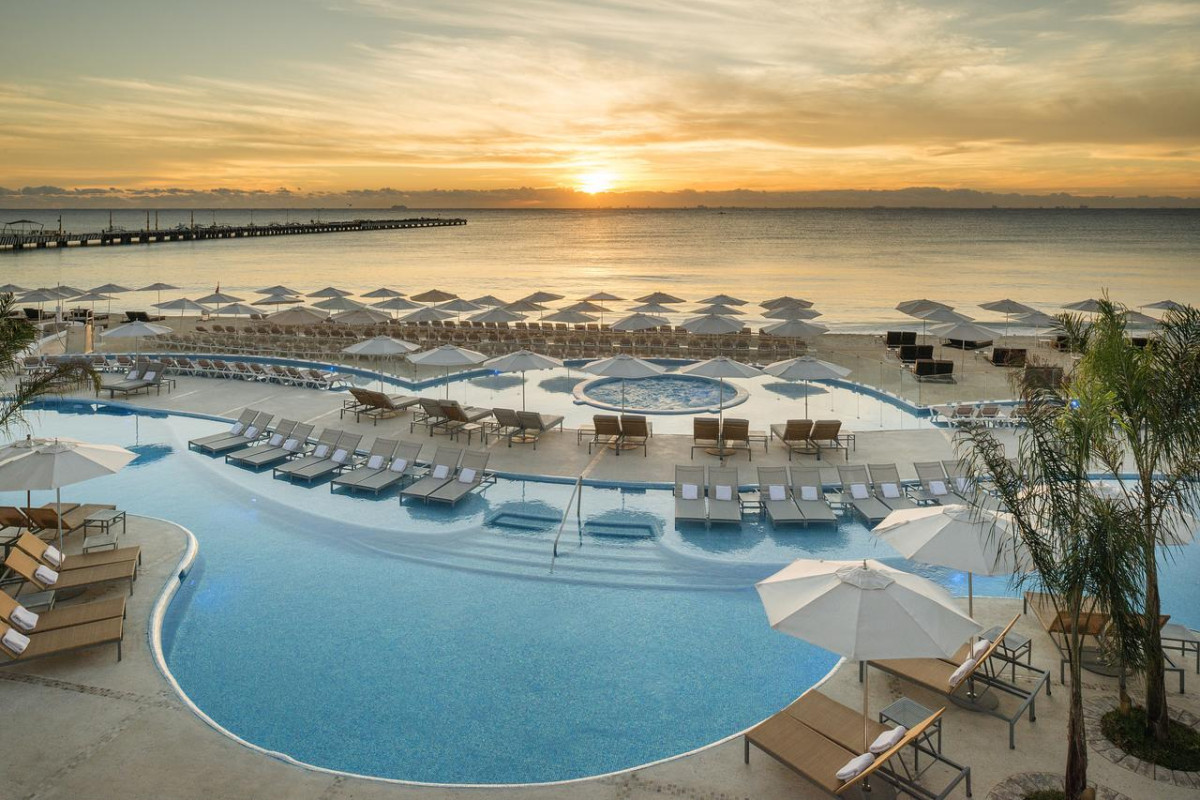 PLAYACAR PALACE