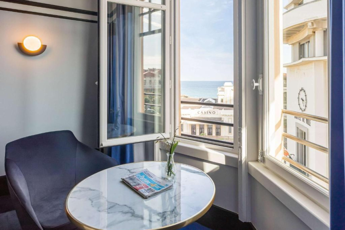 Hotel Plaza Biarritz Plage - Handwritten Collection