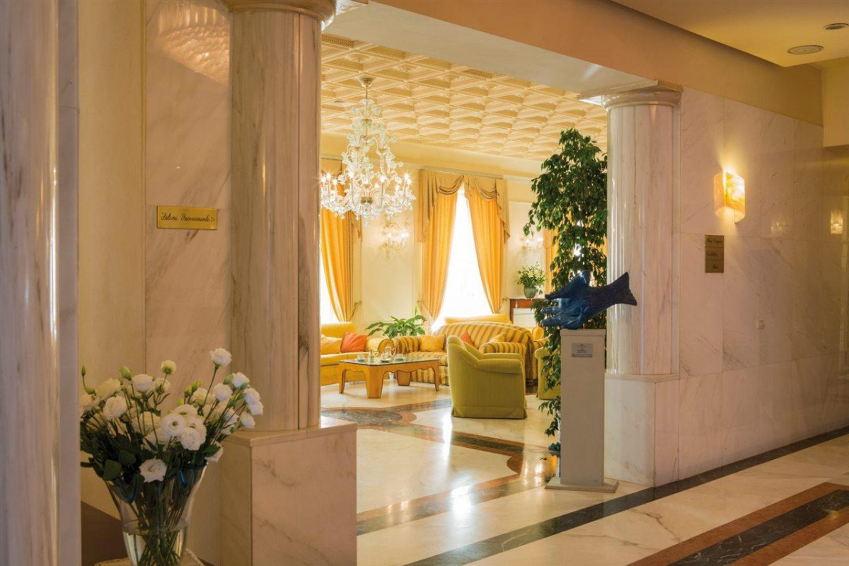 Hotel Plaza E De Russie