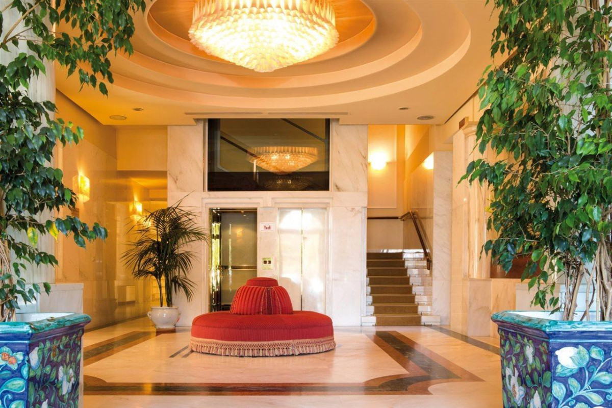 Hotel Plaza E De Russie