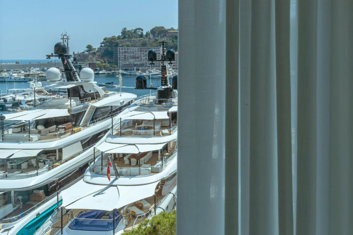 Hotel Port Palace