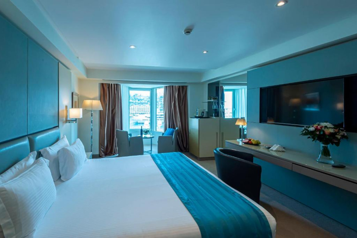 Hotel Port Palace