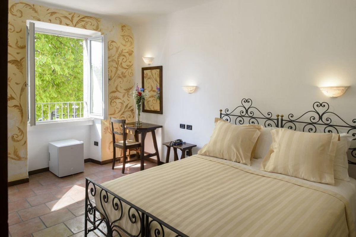 Hotel Porta Marmorea