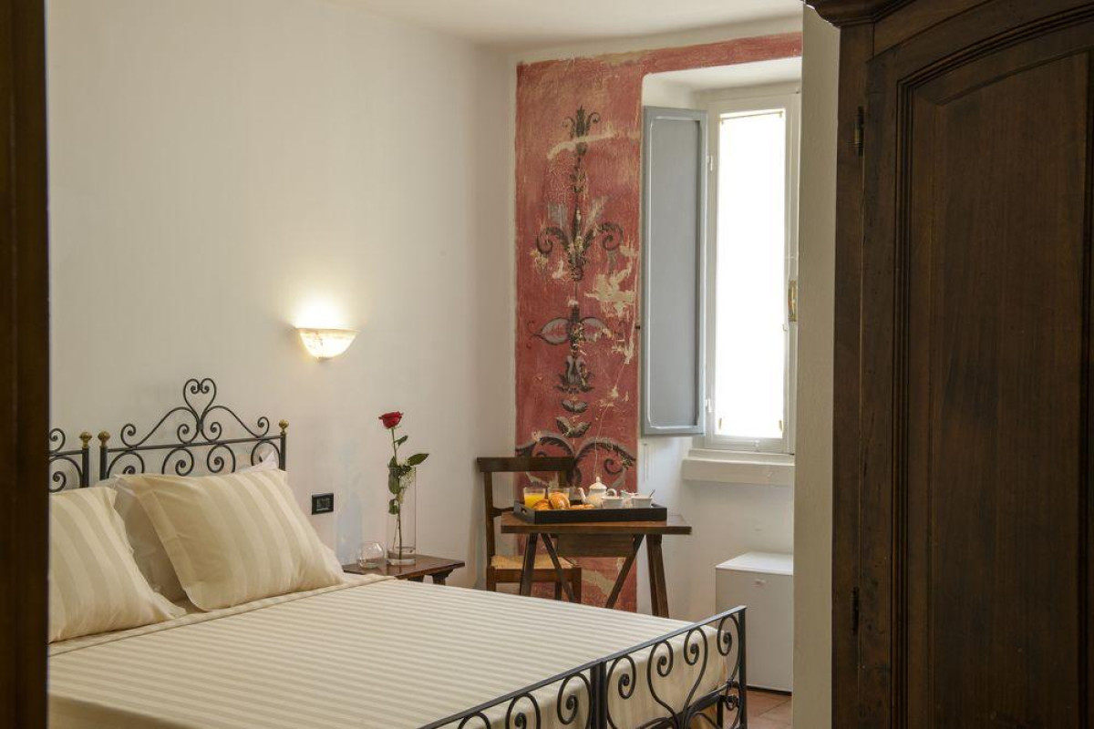 Hotel Porta Marmorea
