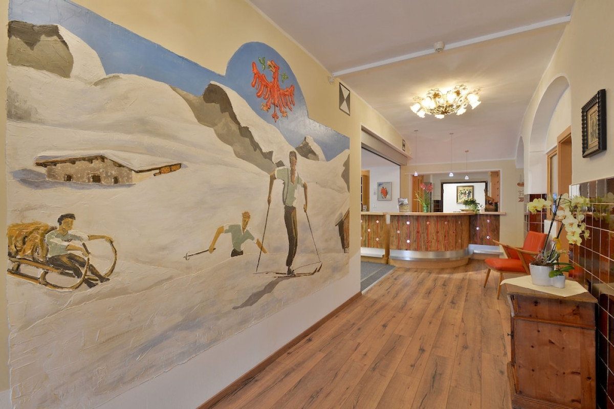HOTEL POSTSCHLÖSSL