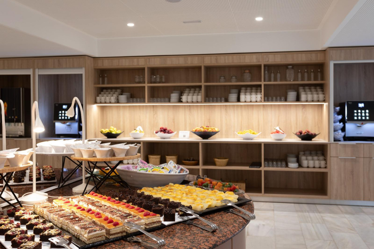 PRESTIGE SANT MARC HOTEL