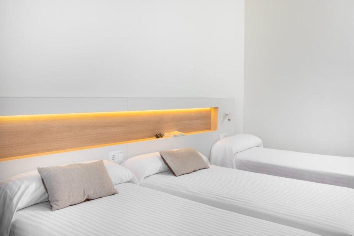 PRESTIGE SANT MARC HOTEL