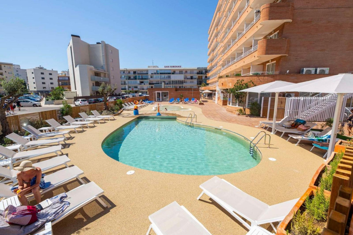 PRESTIGE SANT MARC HOTEL