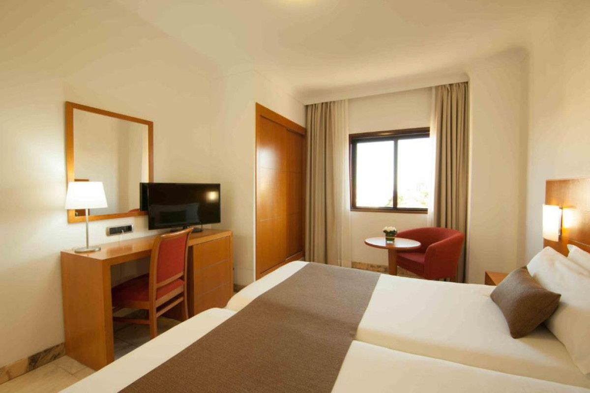 HOTEL PRÍNCIPE PAZ