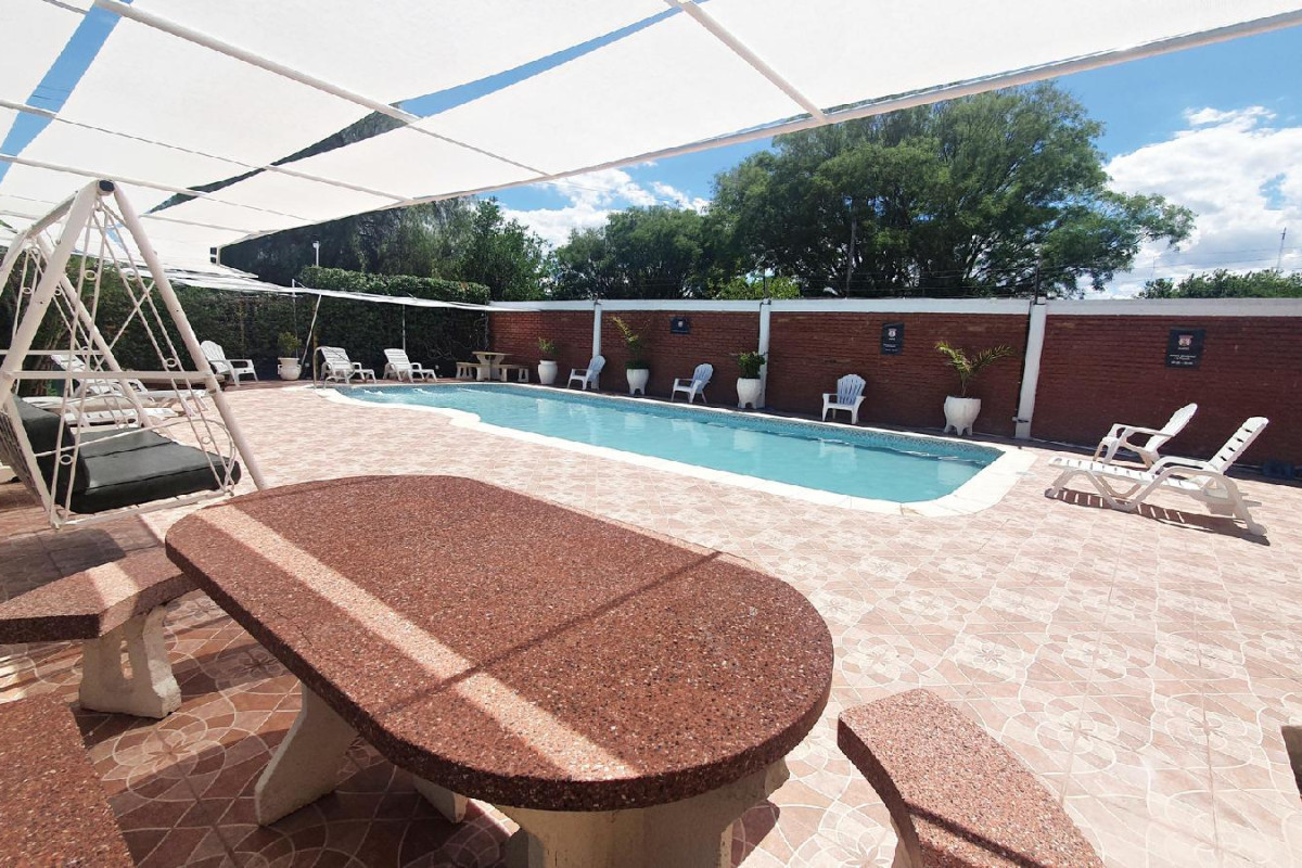 Hotel Pueblo Huarpe